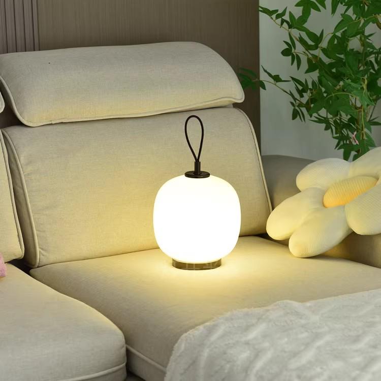 Dänemark VL45 Tragbare kabellose Lade-Tischlampe für Wohnzimmer, Schlafzimmer, Esszimmer und Nachttisch-Atmosphäre.