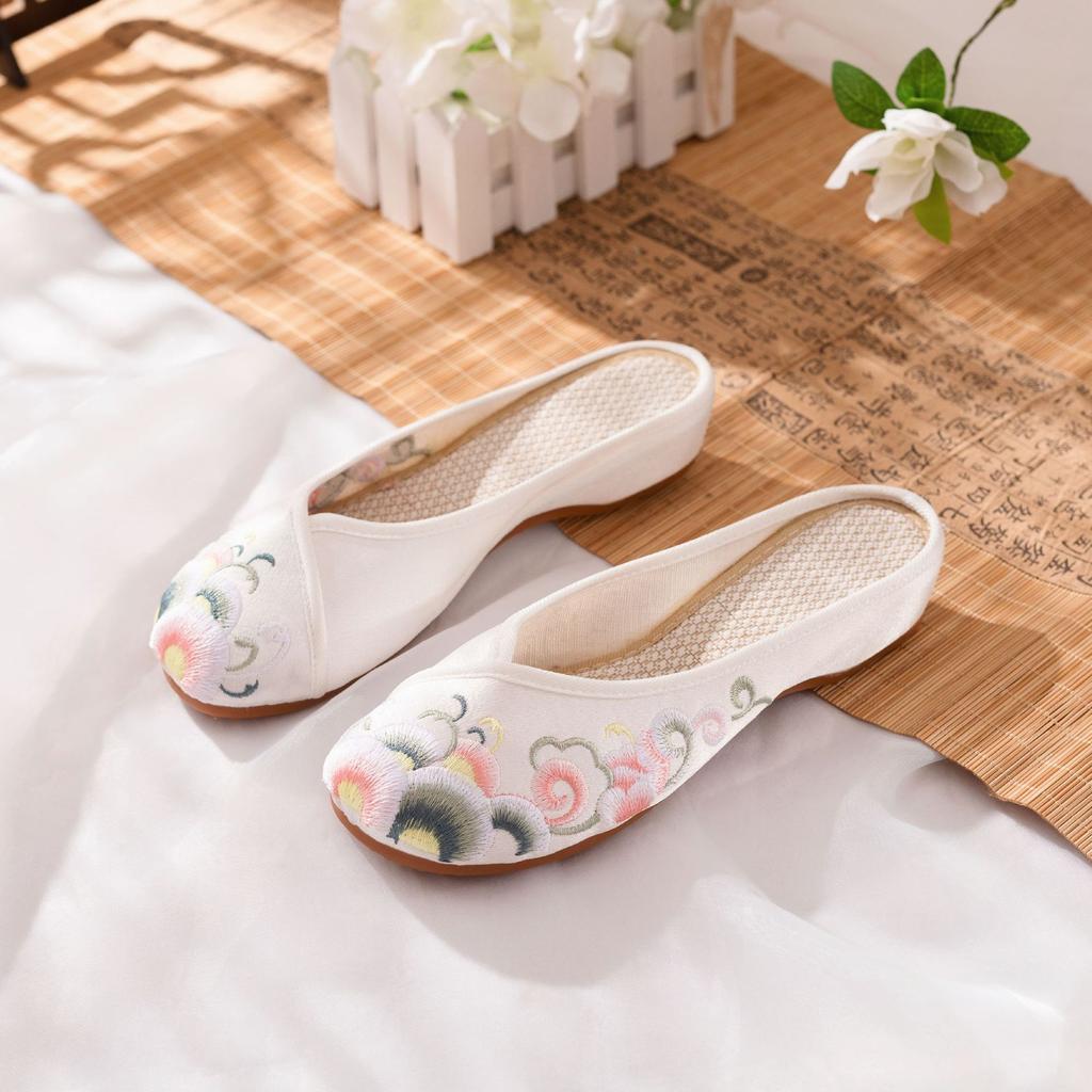 [Blue Sea] 2024 Summer Satin Slippers Low Heel Elegant Women's Soft Sole Embroidered Cloth Shoes Wedding Shoes with Cheongsam Women's Shoes