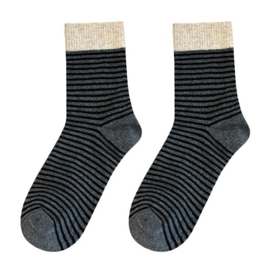 Women Retro Striped Socks Color-Block Fine Stripes Crew Socks Breathable Casual Cotton Socks for Sports Daily Errands Commuting