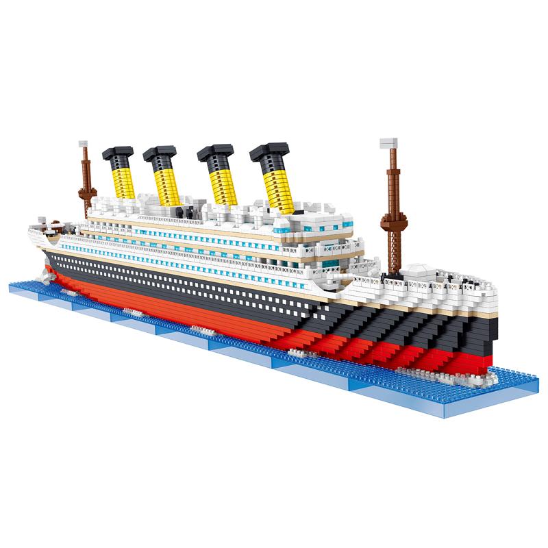 4404Pcs Titanic Building Blocks Cruise Ship Mini Assemble Bricks Model Toys Kits Desktop Decoration Holiday Gifts For Children
