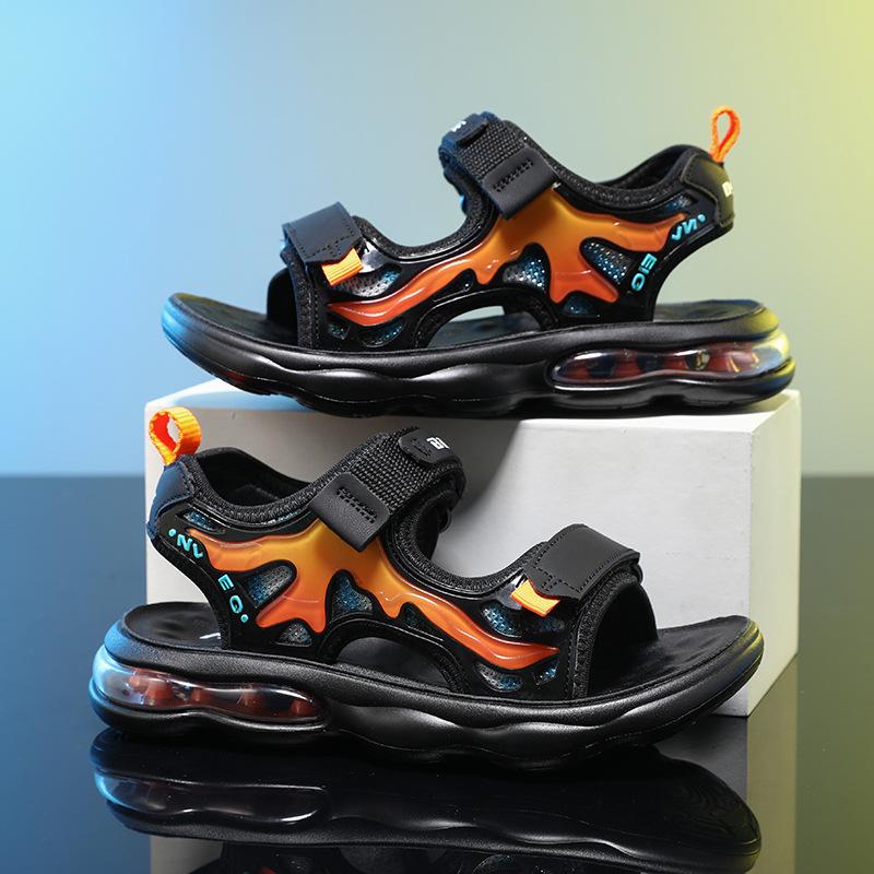 New summer bottom medium and large outdoor soft children's men's fashion sandals outer sand 2025 Shangqi sandals boys beach
