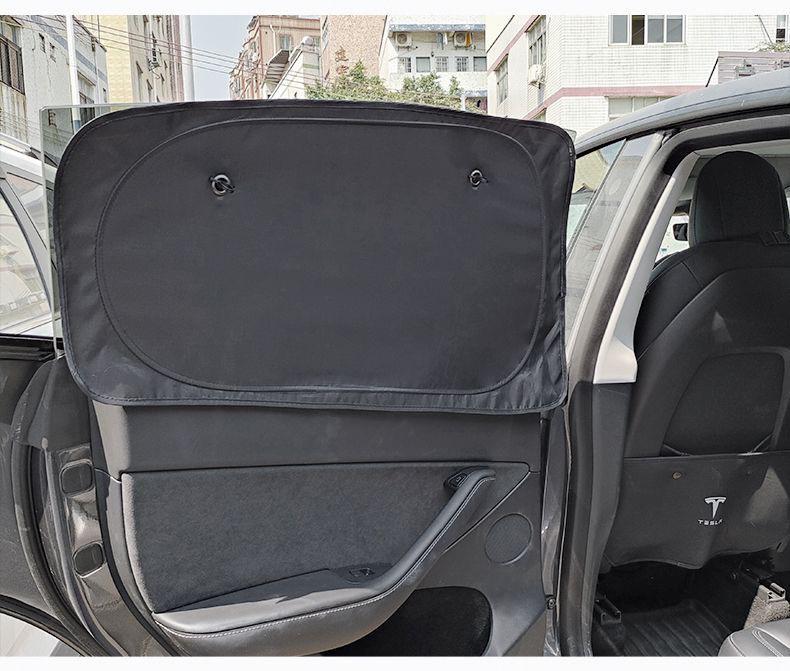 Tesla Model 3/Y Privacy Sunshade: Opaque Side Window Protection with Suction Cup - Heat Insulation & Anti-Peeping