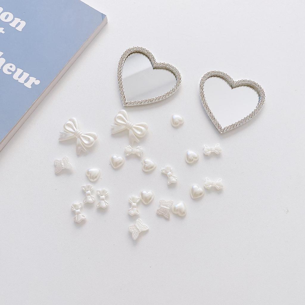 Heart-Shaped Glass with Diamonds Love Mirror for DIY Epoxy Resin Phone Case Accessories