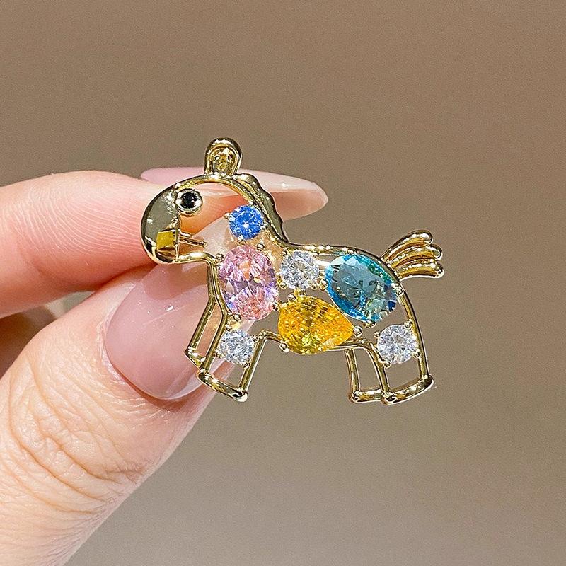 Cute Cartoon Pony Brooch Exquisite Zodiac Horse Brooch Pin For Women Temperament Clothing Accessories Men Suit Lapel Corsage