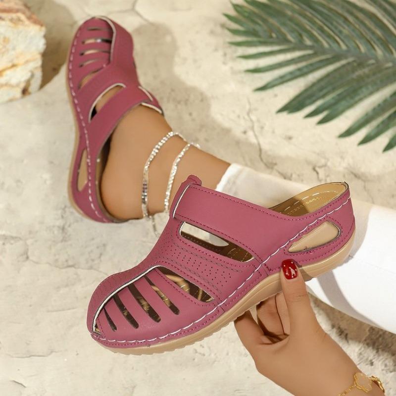 Fashion 2025 New Ladies Shoes Closed Toe Women's Slippers Fashion Hollow Out Outdoor Casual Summer Plus Size Comfortable Slippers Women