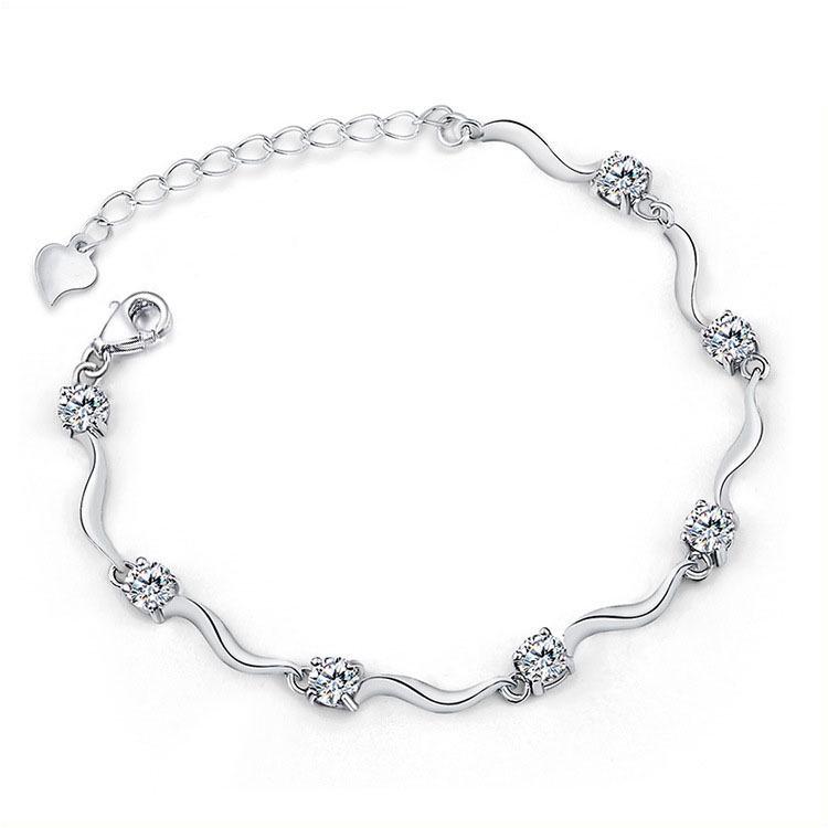 Korean Style Twisted Bamboo Crystal Bracelet for Women - Retro Water Ripple Design белый