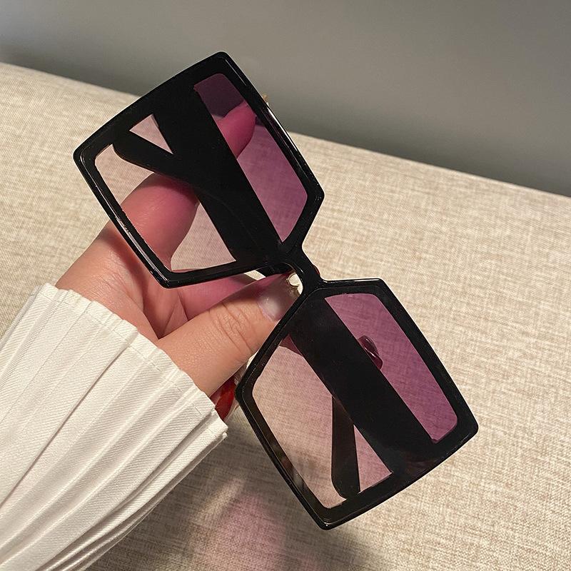 New Vintage Large Frame Sunglasses Women Designer Square Sun Glasses UV400 Fashion Eyewear Travel Gafas De Sol