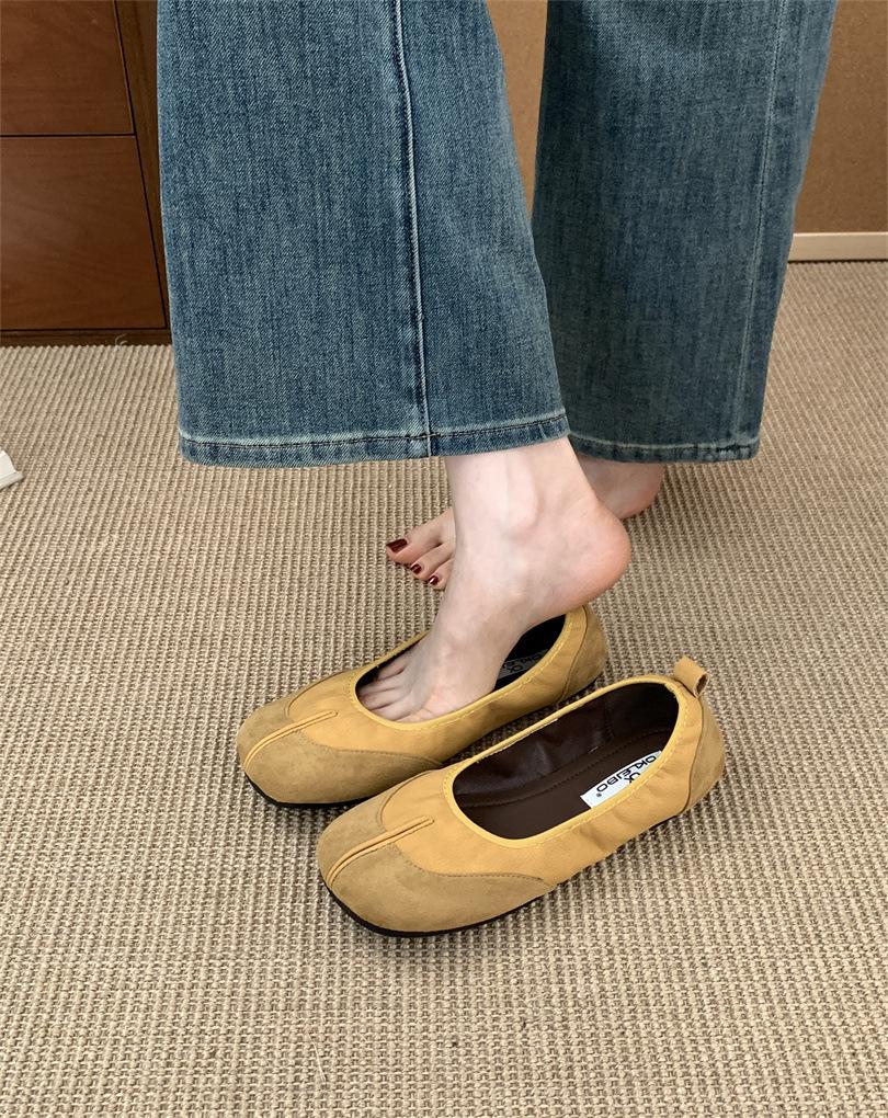 Flat-bottomed split-toed pig's trotters single shoes women's shoes 2025 new spring horseshoe thumb pig's feet shallow beanie shoes