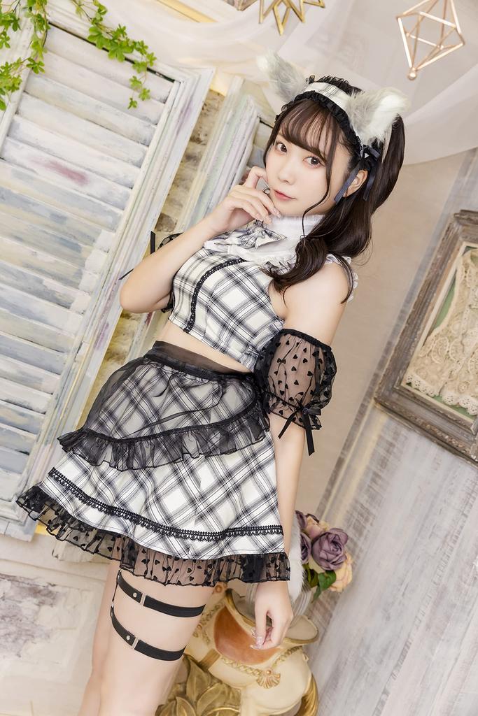 Clearstone Lyrical Palette Cosplay Halloween Ash Wolf Maid Gray Women's