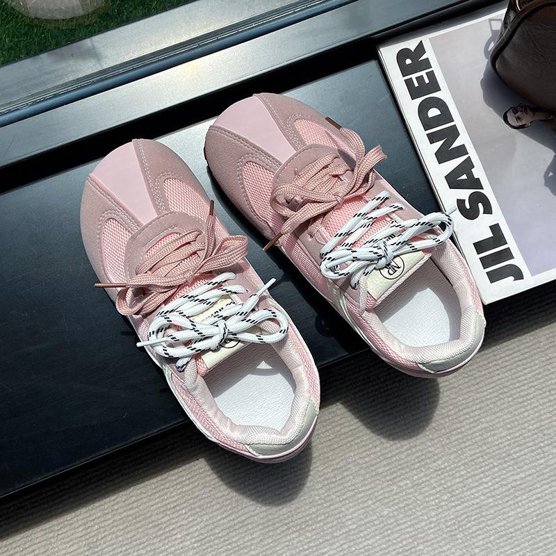 Niche retro women's spring new flat bottom inner heightening board shoes casual sports