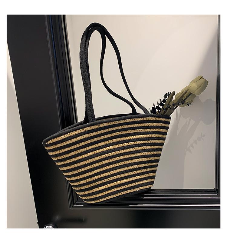 

Жіноча плетена солом яна сумка великої місткості 2024 новий кошик для овочів через плече пляжна приміська сумка преміум-класу