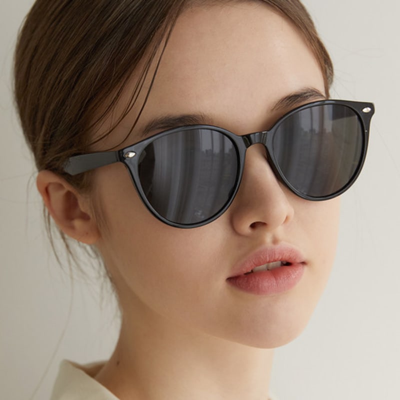 

One Brilliant Steven-OB270-Black FREE