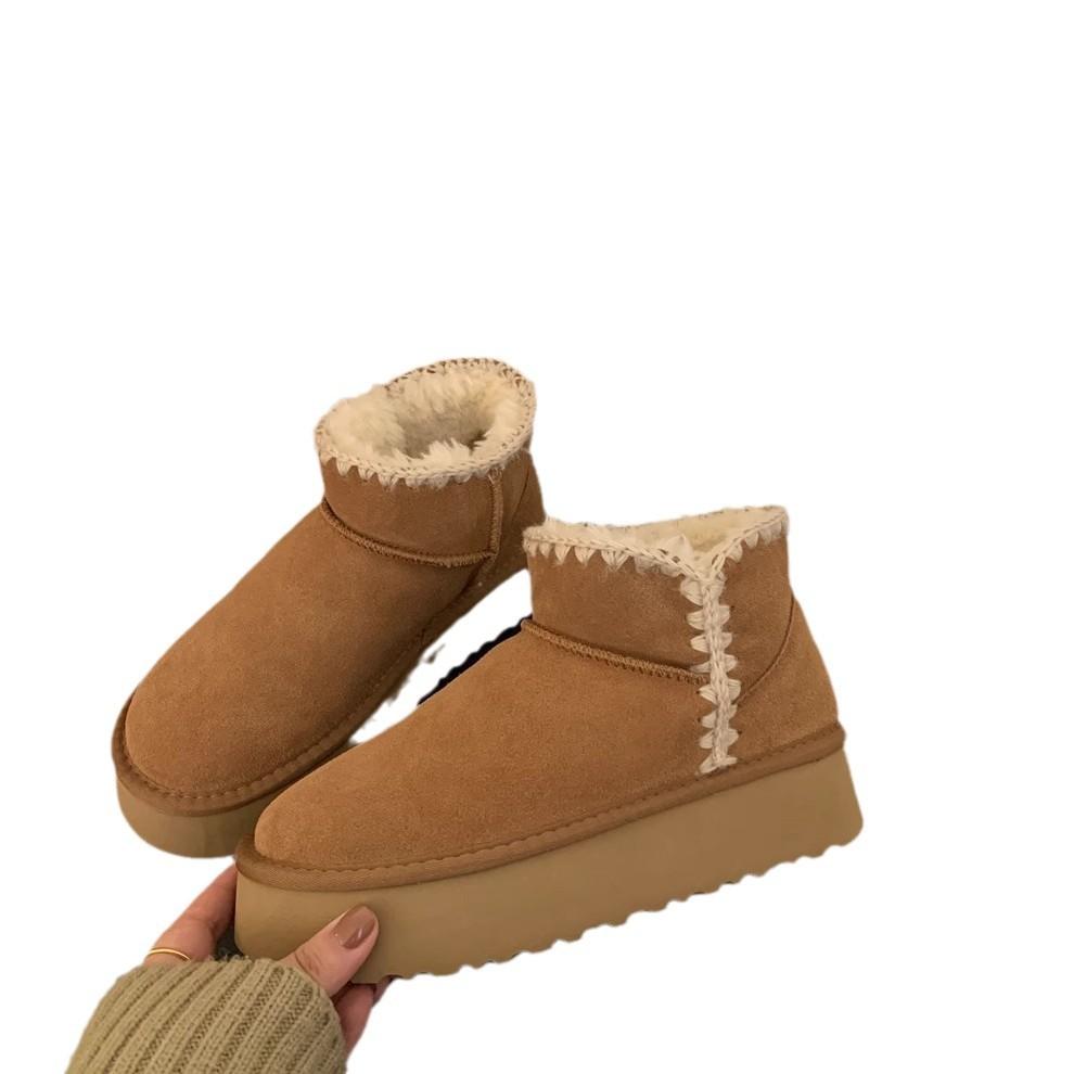 thick-soled Northeast snow boots short boots women's boots fur integrated velvet cotton shoes autumn and winter thickened warm bread shoes women