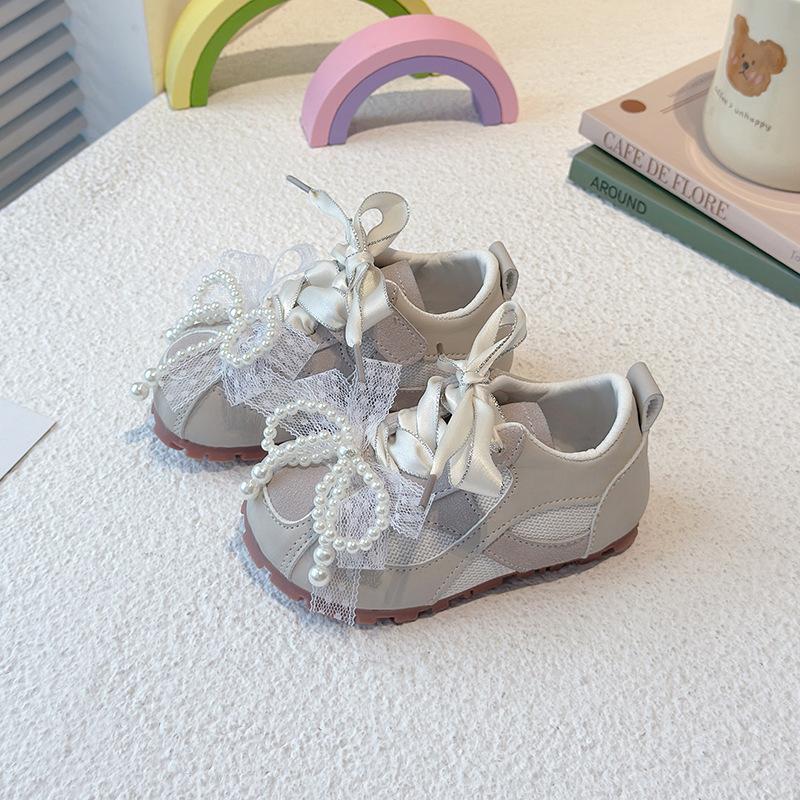 Girls casual fashion pearl bow sneakers 2025 spring and summer new puff shoes breathable lightweight board shoes tide