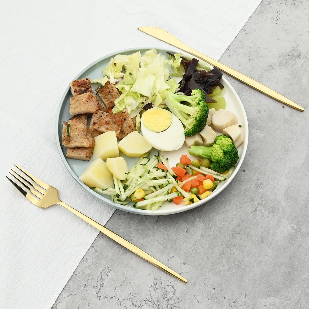 24pcs Black Gold Cutlery Set Mirror Stainless Steel Dinnerware Set Knife Fork Spoon Tableware Flatware Set Dishwasher Safe Kitchen Wedding Accessories
