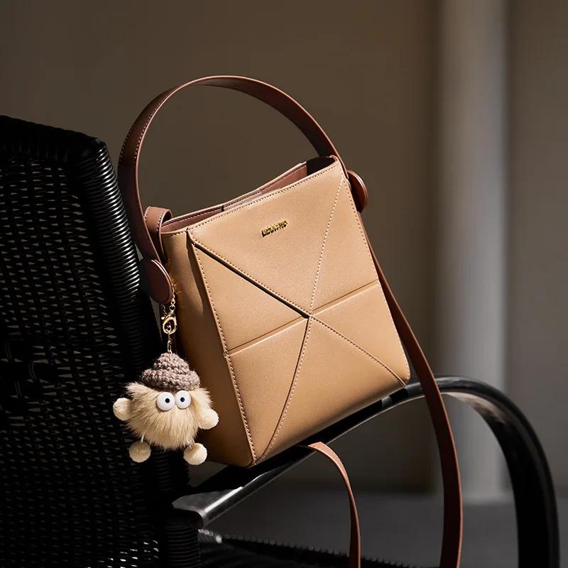 

Женская роскошная кожаная сумка-ведро через плечо на осень и зиму, маленькая квадратная коричневая сумка