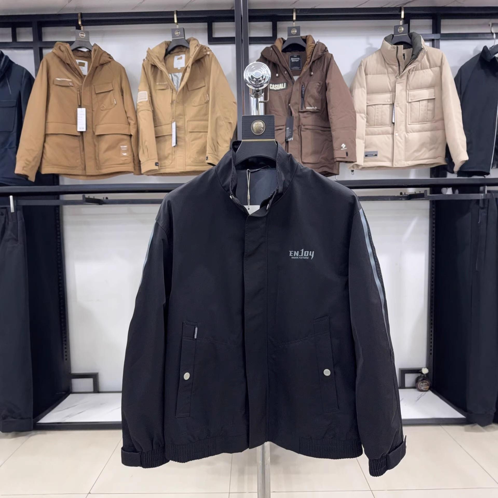

H Family Stylish Men s Stand-Collar Black Jacket - Slim Fit Windproof Outerwear for Spring/Autumn 170cm / 115-130 lbs чорний