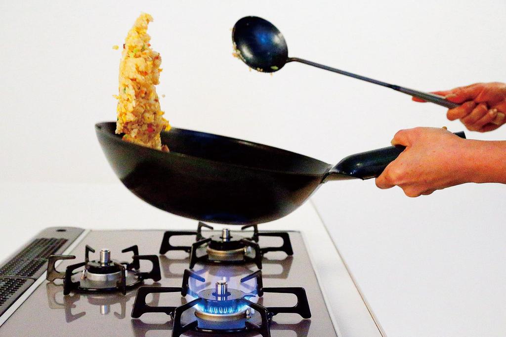 Summit Industries Wok, 33cm, Single Handle, Made in Japan