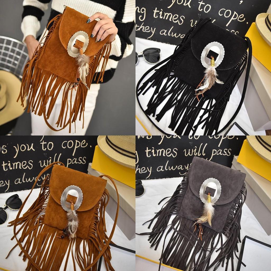 Bohemian Feather Tassel Shoulder Bag With Polyester Lining For Casual Outings