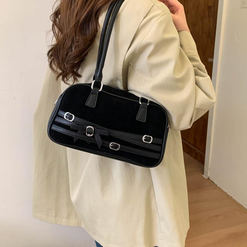 Vintage niche suede bag women's 2025 new fashion super fire shoulder armpit bag commuter portable pillow bag