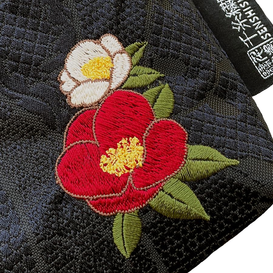 Senshishuin Nishijin Brocade Pouch with Black Lace and Camellia Design (Lined) (Small)