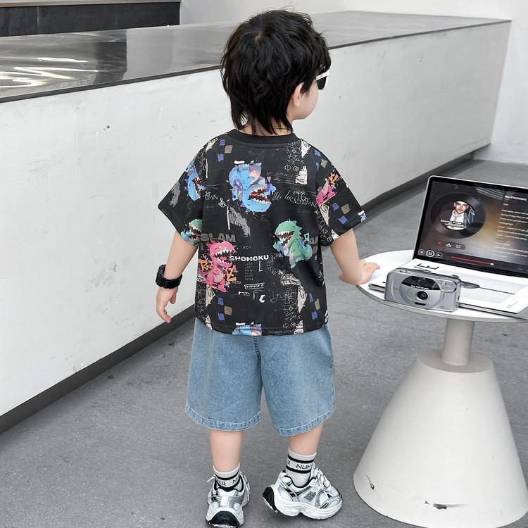 2026 Boys' Korean Style Summer Set: Colorful Dinosaur Print Tee & Denim Shorts