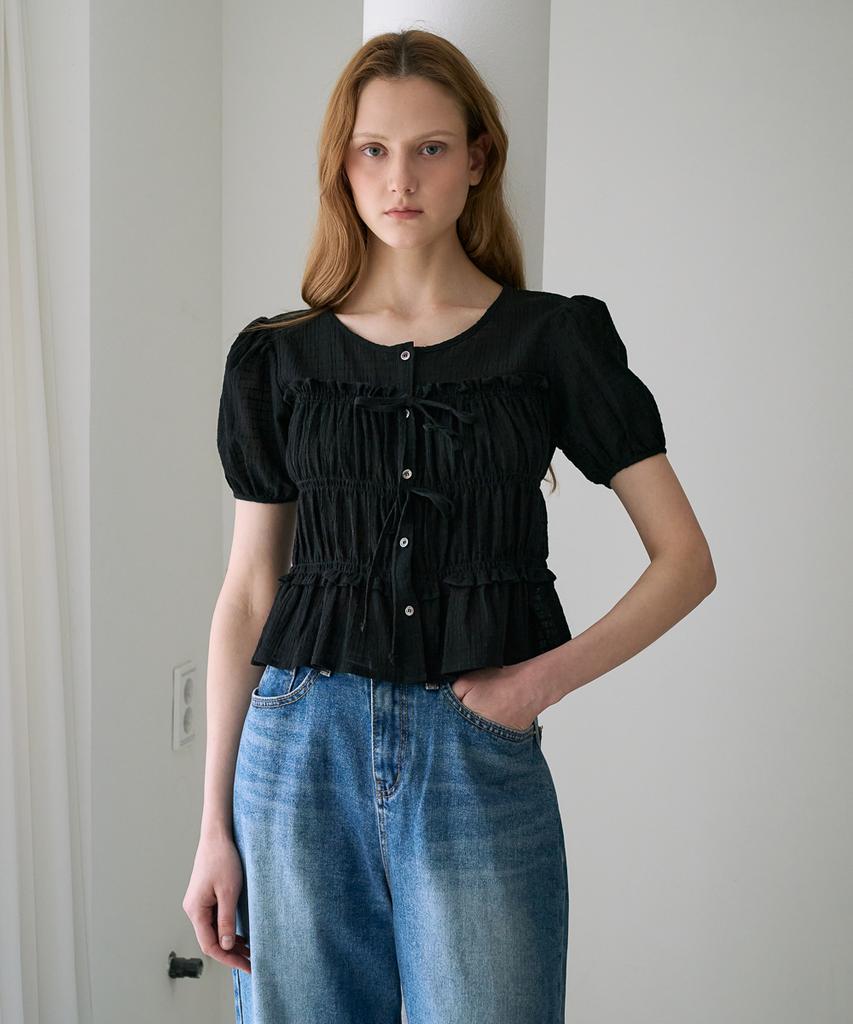 DEHEVE Ribbon Smocked Blouse [Black]