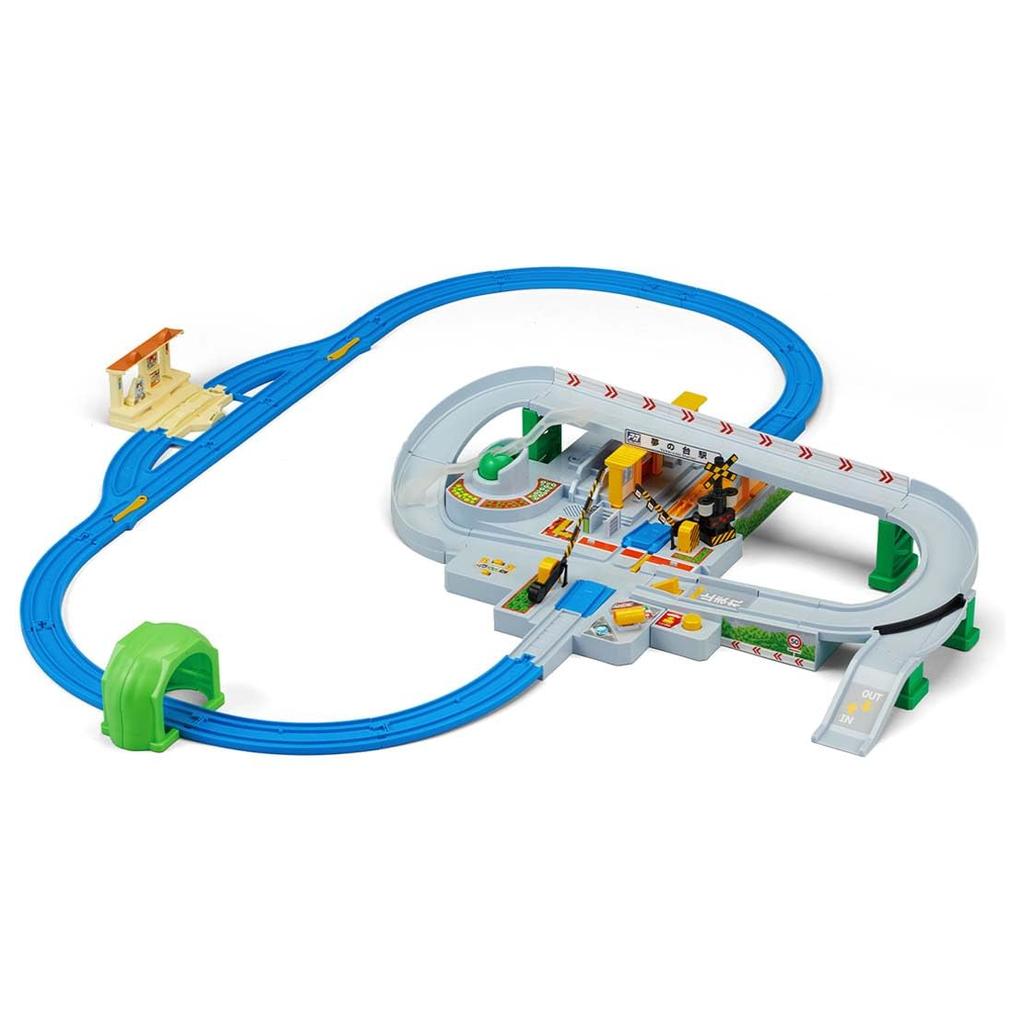 5. hra TAKARA TOMY Plarail s výročím DX setu železničního přejezdu Cross Cancan! Pojďme Tomica! nad!