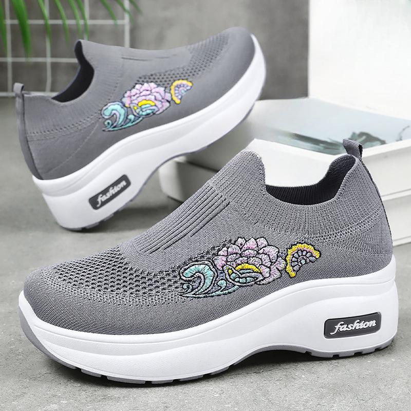 Women's Shoes Thick-soled Height-increasing Shoes Middle-aged and Elderly Shoes Breathable Casual Shoes Single Shoes