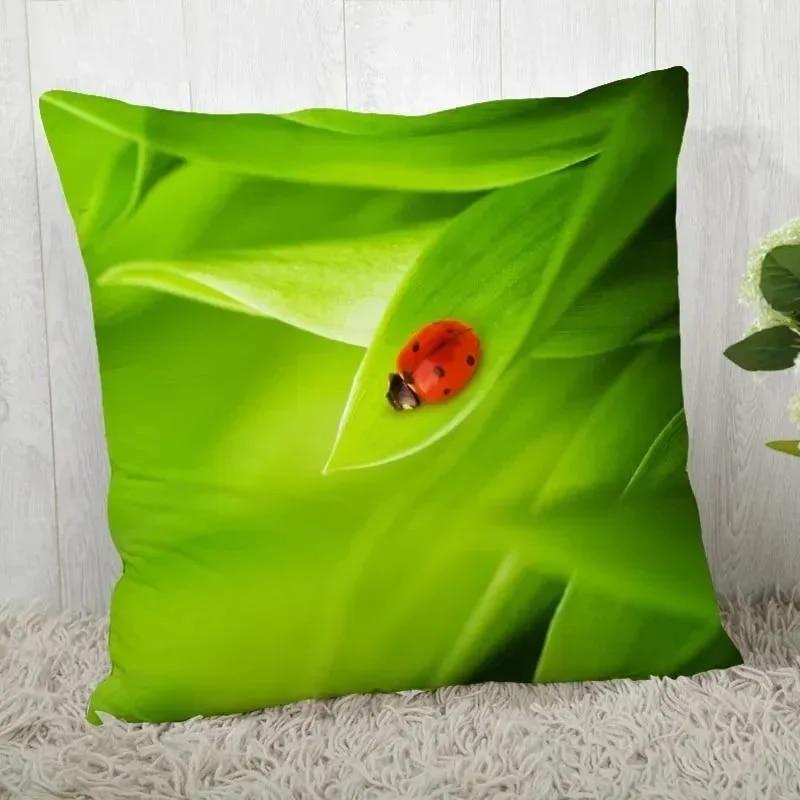 Natural ladybug pattern pillowcase home room decoration office chair living room sofa cushion cover peach skin pillowcase