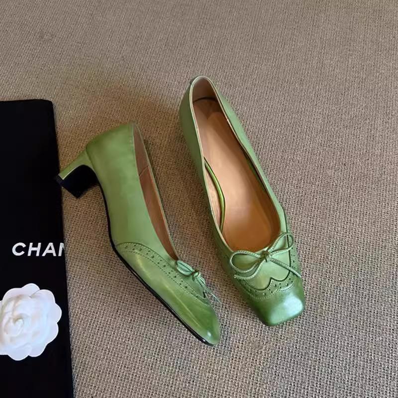 Lan Cabinet~ Retro Literary and Artistic New Carved High Heels Women's Head Versatile Single Shoes Thick Heel Temperament Women's Shoes