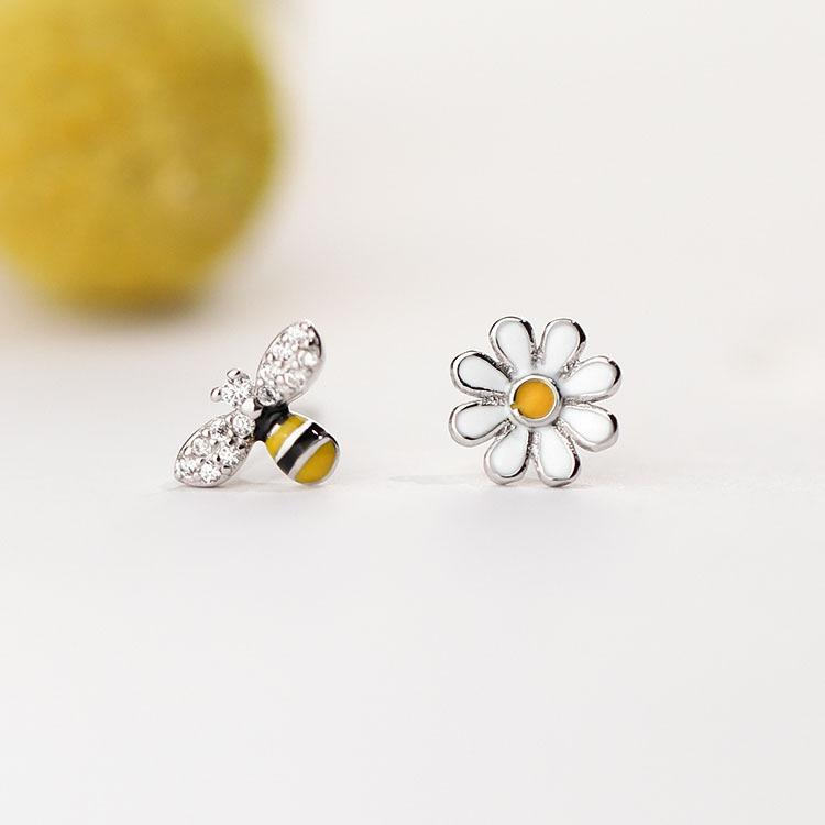 

925 Sterling Silver bee flower Earrings Women Simple Fashion Wedding Jewelry Accessories серебряный