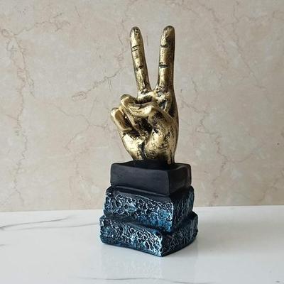 Żywica Gest Ręką Znak Zwycięstwa Żywica Poliestrowa Dekoracja 22,86 Cm