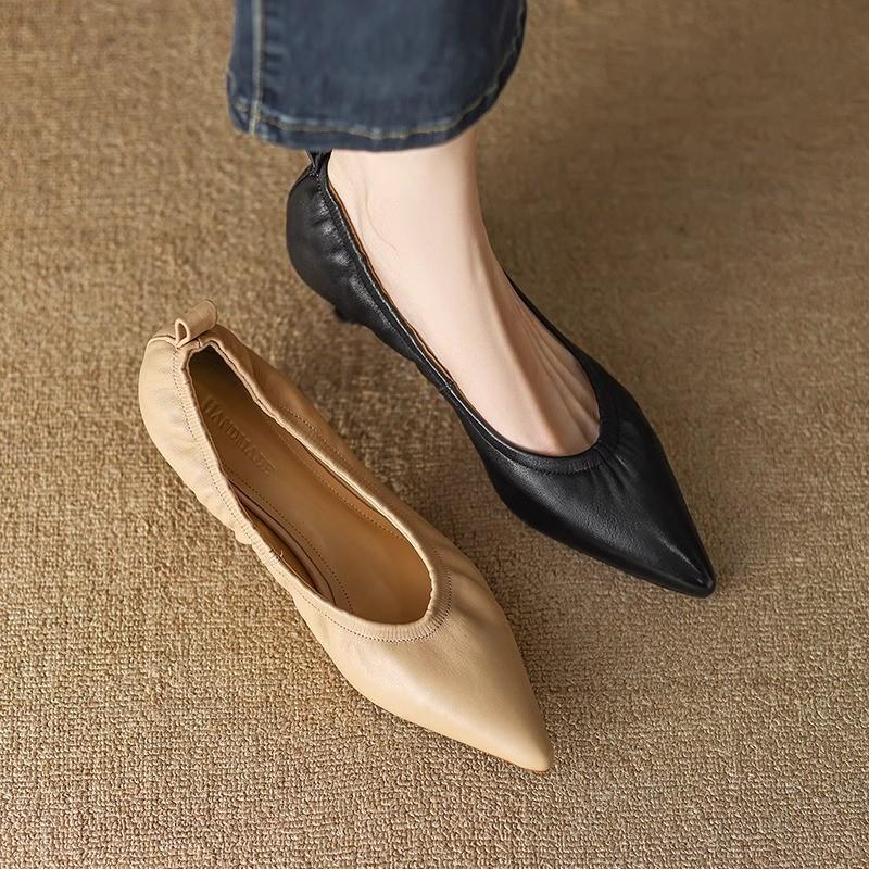 Fashion Phoentin plus size 42 office lady elegant black shoes Women's pointed Toe mid Heels 2024 new Genuine leather retro pumps