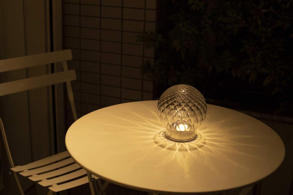 Tabletop chandelier that sparkles with sound Arom LED candle light line (vertical (clear))