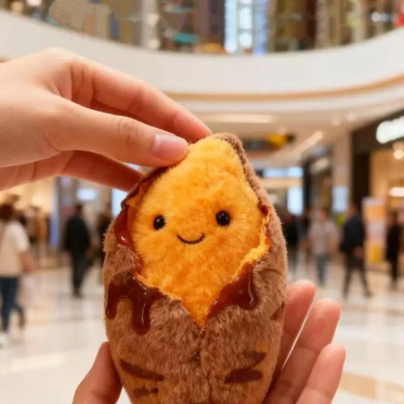 Sevimli Yaratıcı Közlenmiş Tatlı Patates Peluş Bebek Anahtarlık Karikatür Simüle Edilmiş Yiyecek Dolgulu Bebek Kolye Ucu Dekoratif Aksesuarlar Hediyeler