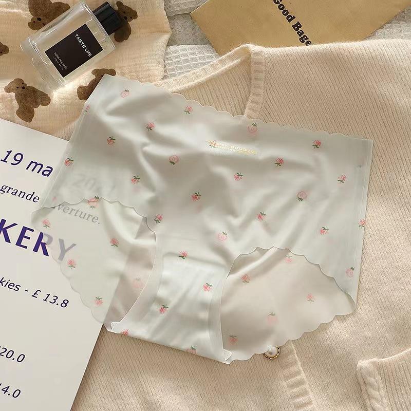 

Бесшовные трусики из ледяного шелка с клубничным узором, с эффектом «обнаженности» и треугольным кроем, облегающим бедра, женские трусики One size зелёный