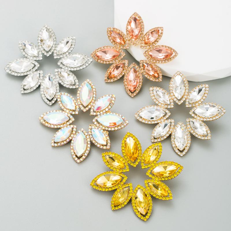 Women's Study Earring Exaggerated Alloy Glass Crystal Flower Earrings Needle Premium Earrings