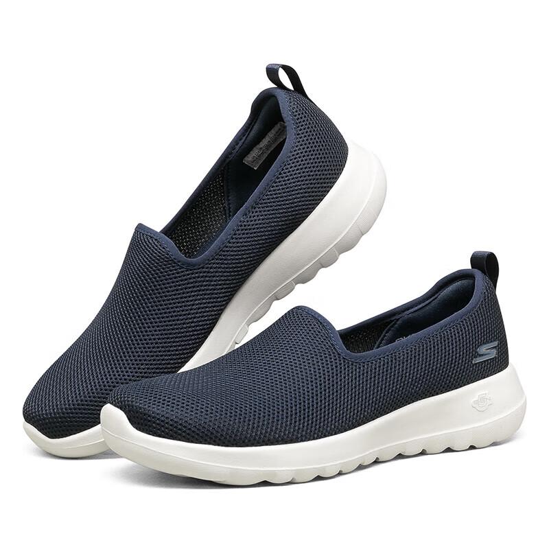 Skechers Women s Mesh Walking Shoes 9990₽