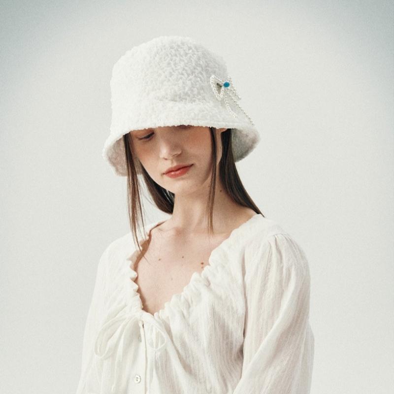 Allincomplete Pearl Crinkle Bucket Hat White
