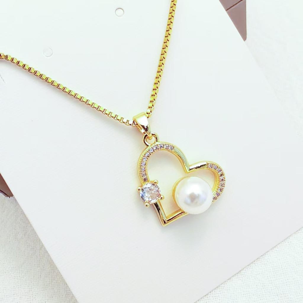 Love Necklace Women'S Simple Versatile Temperament Zircon Pearl Heart Pendant Clavicle Chain