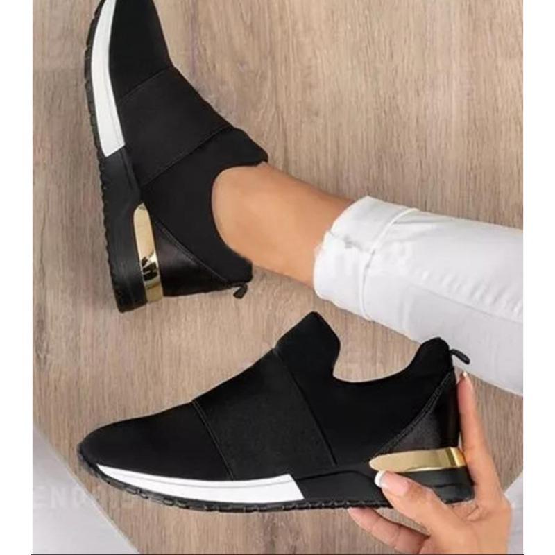 Spring and Autumn's New Breathable Sports Casual Shoes, Large-sized Cloth Shoes and Outdoor Shoes