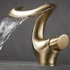 Luxuriöser Kupfer-Wasserfallhahn für das Badezimmer einer Villa – Heiß- und Kaltfunktion, kreatives Design für das Handwaschbecken