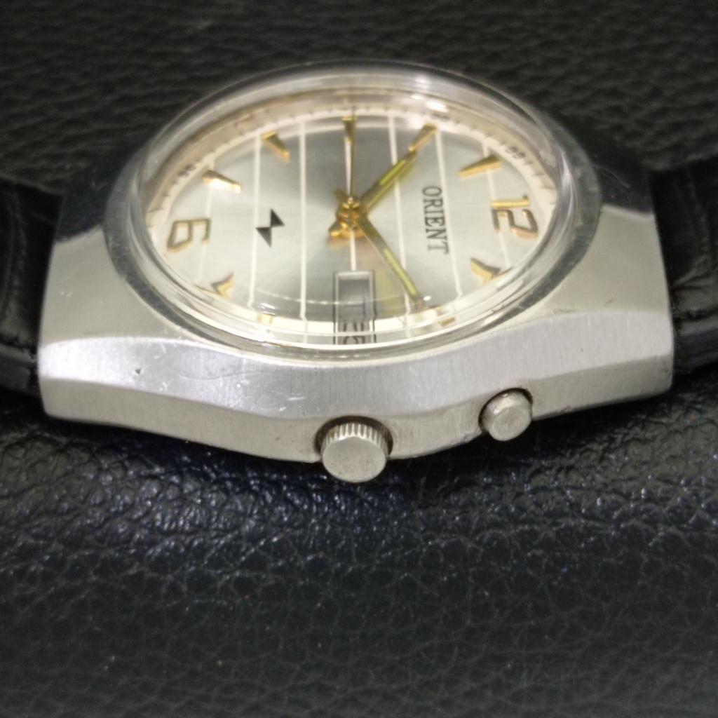 USED MENS ORIENT AUTOMATIC 46941 JAPAN DAY&DATE SILVER DIAL WATCH A432211-2 R110-a432211