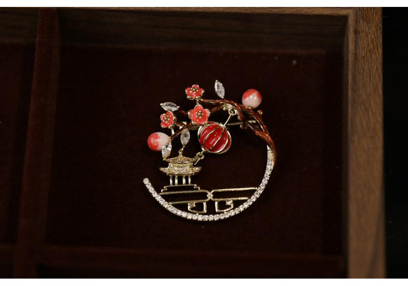 Bo Xin Yun Plum Blossom Brooch: Exquisite Retro Corsage Pin for Cheongsam  Suits