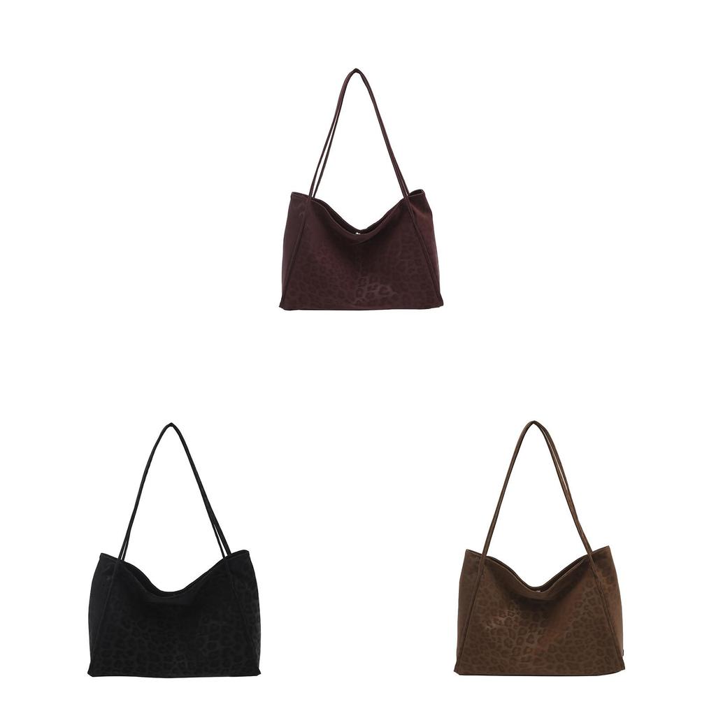 Stylish Animal Print Shoulder Bag Large Capacity With Magnetic Closure For Office And Casual