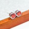 Gessen Elegante Geometrische Ohrstecker mit Zirkonia-Zargenfassung