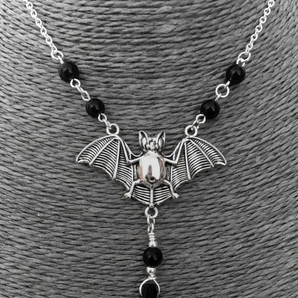 Gothic Wizard Bat Pendant Necklace With Crystal Geometric Design For Women