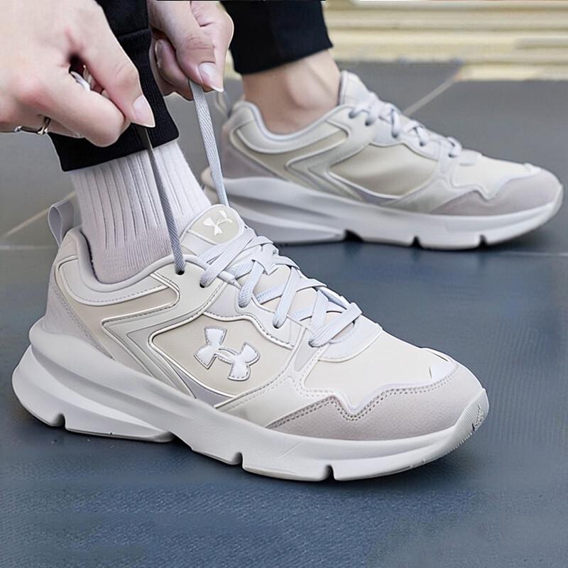 

Under Armour Unisex Casual Lifestyle Shoes EU 44.5 / US 10.5