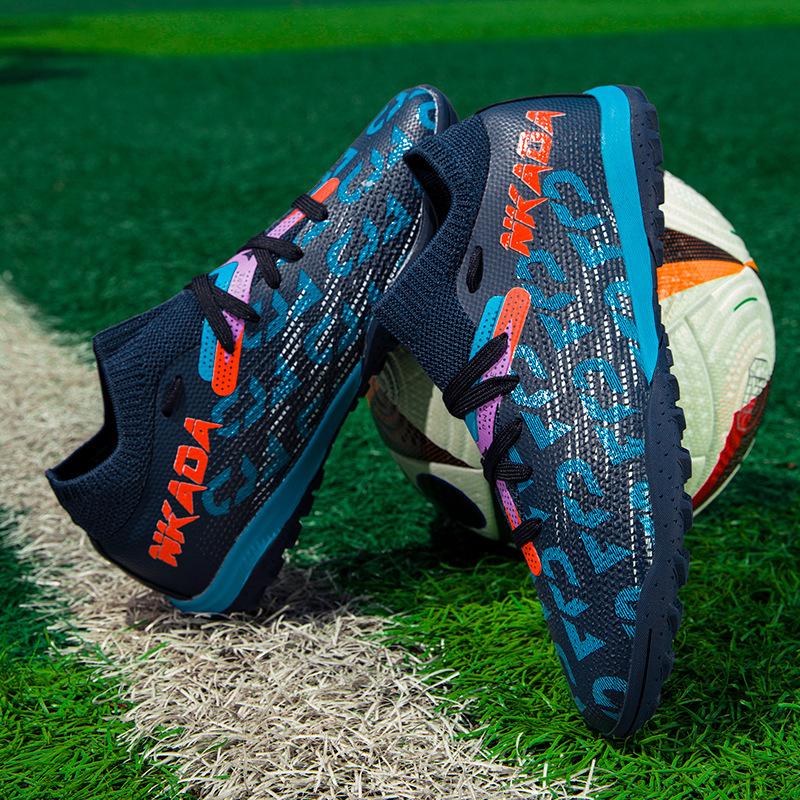 

Assassin high-top football shoes for men and women, adult non-slip and wear-resistant broken nails Luo C Messi long nails children s training shoes 45